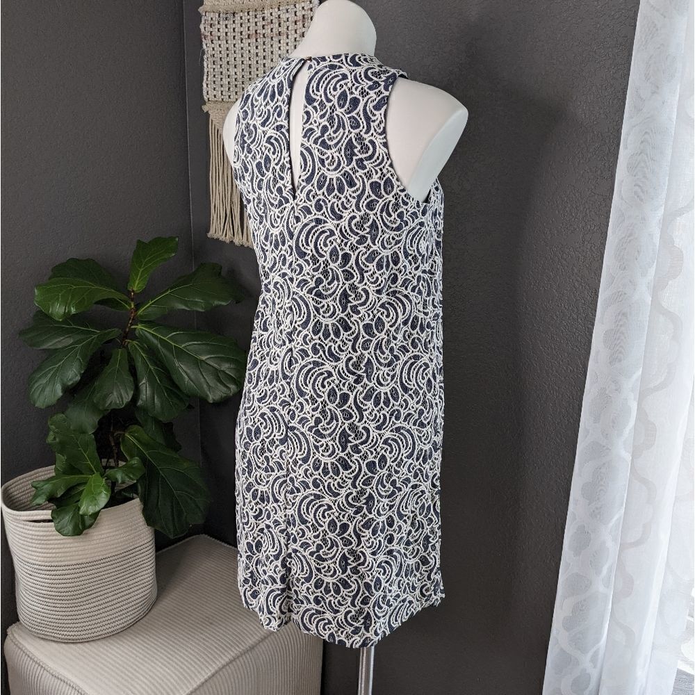Tommy Hilfiger Lace Shift Dress - Picture 3 of 9